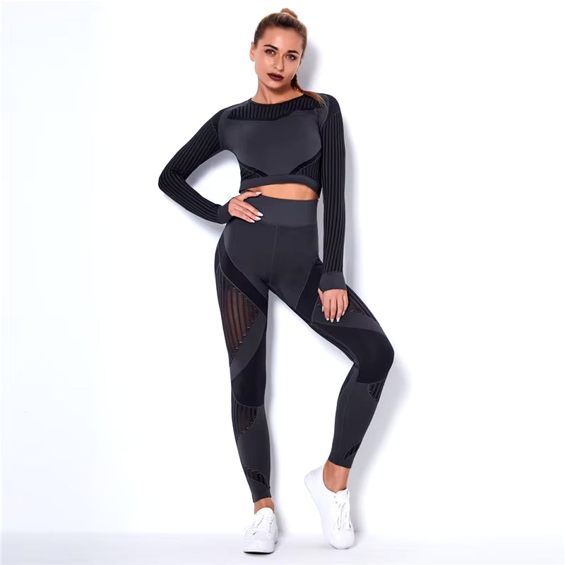 Hollow Out Seamless Yoga Set for Women - Black 2-Piece Crop Top and Leggings Fitness Outfit